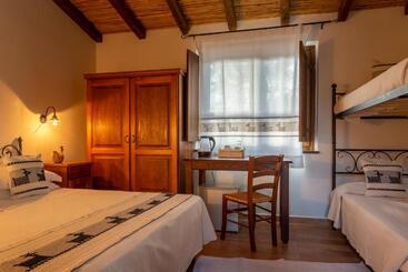 هتل Agriturismo Canales