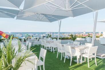 Lungomare Relax Residence