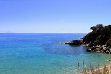 Appartamenti Maricampo   Helloelba