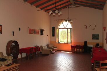 هتل Agriturismo La Praduscella