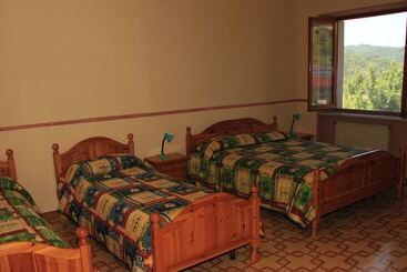 هتل Agriturismo La Praduscella