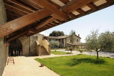 هتل L Antico Casale