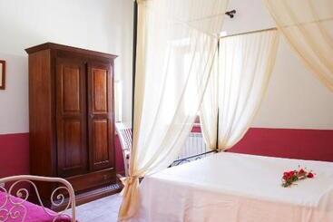 هتل La Locanda Dell'olmo