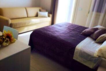 هاستل Locanda Corte Montioni