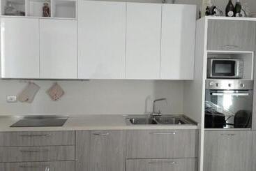 هاستل Locanda Corte Montioni