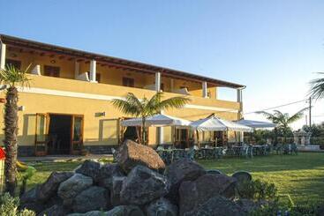 Eolian Residence
