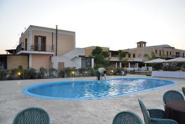 Eolian Residence
