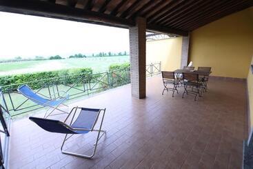 هتل Agriturismo Arlena