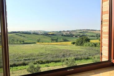 هتل Agriturismo Bio Verde Armonia