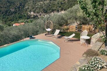 هتل Agriturismo C'era Una Volta