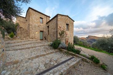 هتل Agriturismo C'era Una Volta