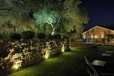 هتل Agriturismo C'era Una Volta