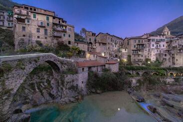 هتل Agriturismo C'era Una Volta