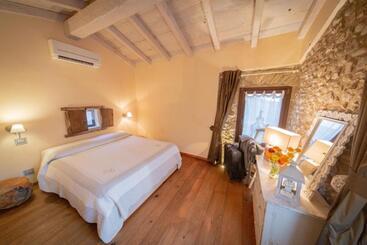 هتل Agriturismo C'era Una Volta