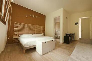 هتل Agriturismo Deviscio