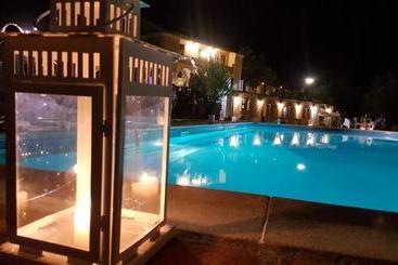 هتل Fonte Di Maroglio Rooms&apartments