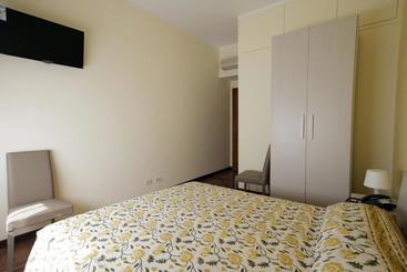 پانسیون Italy Inn