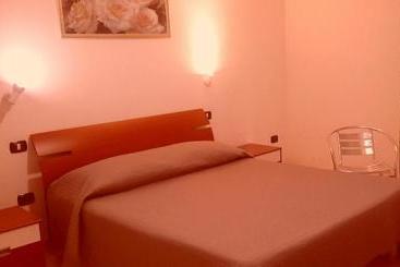 پانسیون Sicily Guest House