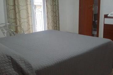 پانسیون Sicily Guest House