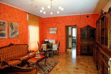 هتل Agriturismo Paitin