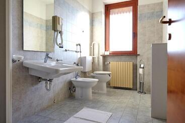 هتل Al Casale B&b
