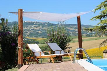 هتل Country House Binnella