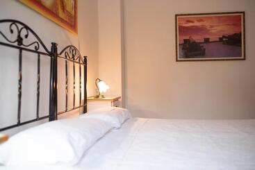 هتل Agriturismo La Genziana