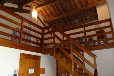 هتل Agriturismo Le Clementine