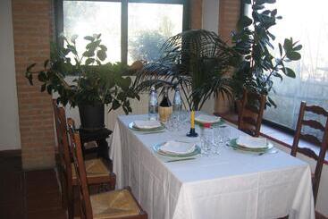 هتل Agriturismo Manetti