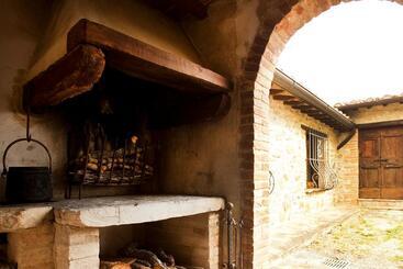 هتل Agriturismo Ripaiani