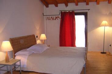هتل Agriturismo Trebisonda Country Resort