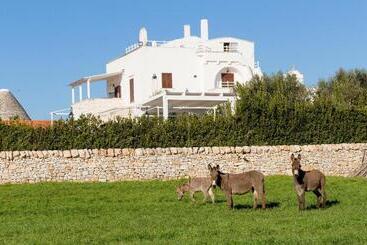 هتل Masseria Madonna Dell Arco Agriturismo