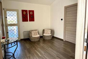 هتل Pescheto Tenuta Chimenti