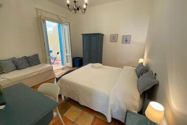 پانسیون Catarin Comfort Rooms