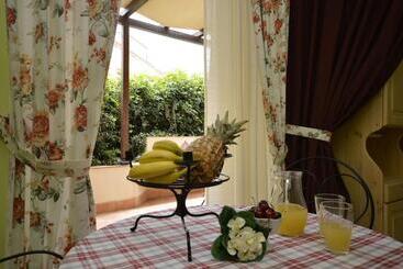 پانسیون Catarin Comfort Rooms