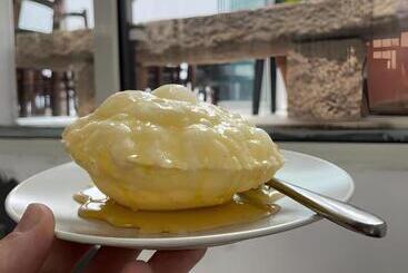 膳宿费 Drommire In Plassa E Clesia