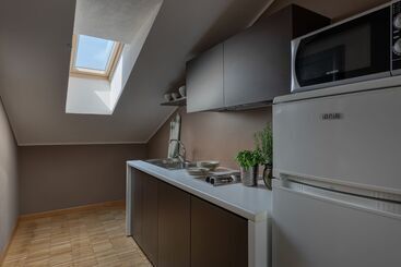 پانسیون Vialeromadodici Rooms & Apartments