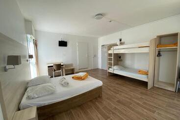 هاستل Auberge De Jeunesse