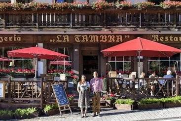 B&b La Tambra   Central With Restaurant