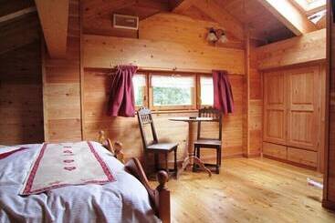 هتل Agriturismo Alagna