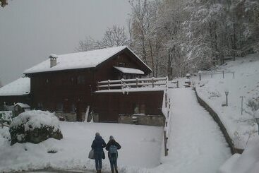 هتل Agriturismo Alagna