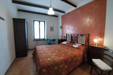 هتل Agriturismo Collelignani