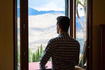 هتل Agriturismo La Cerra