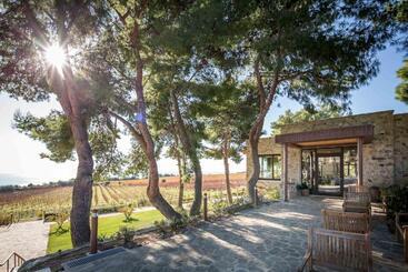 هتل Masseria Agriturismo Torre Di Albidona