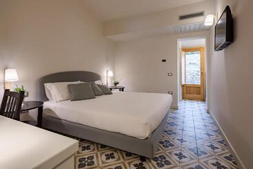 هتل Masseria Agriturismo Torre Di Albidona