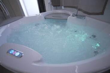 هتل Royal   Beauty & Spa
