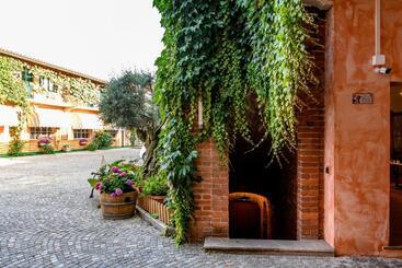 پانسیون Cantina Anzivino   Affittacamere