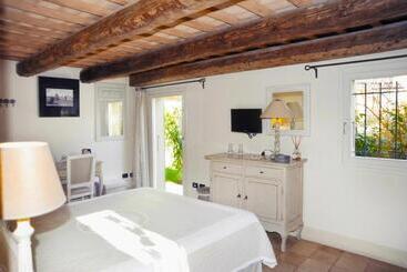 پانسیون Casina Le Conserve