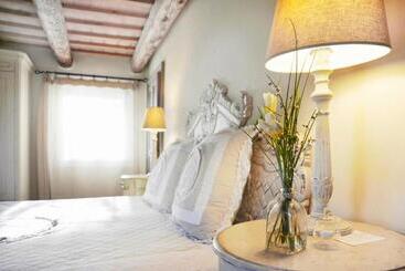 پانسیون Casina Le Conserve