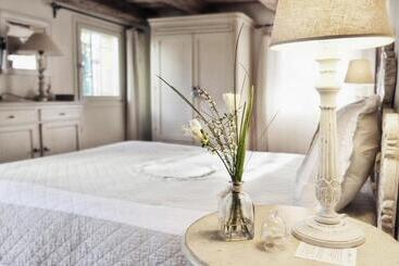 پانسیون Casina Le Conserve